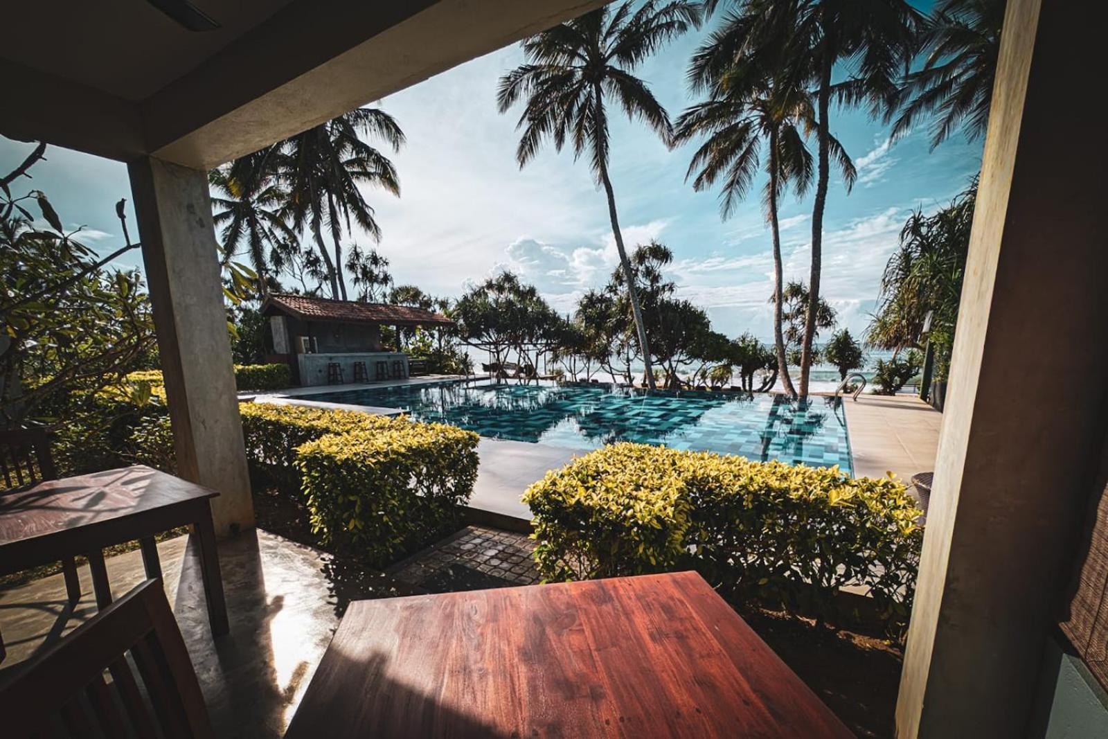 Ananya Beach Resort Tangalle Exterior foto